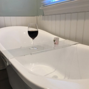 カスタマイズされたアクリル浴槽トレイルーサイトプラスチック浴室ワイングラスホルダートレイ 
