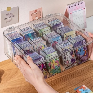 モダンでカスタマイズされたコレクターカードキーパーストレージ 