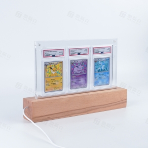 LEDライト付き3スロットPSAアクリルディスプレイスタンド（木製ベース付き） 