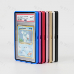 プレミアムポケモンTCGアクセサリーメーカー 