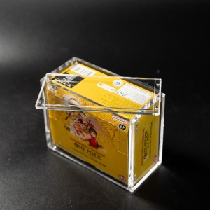 UVカットアクリルケース One Piece用 マグネット式蓋 クリスタルクリアディスプレイプロテクター 