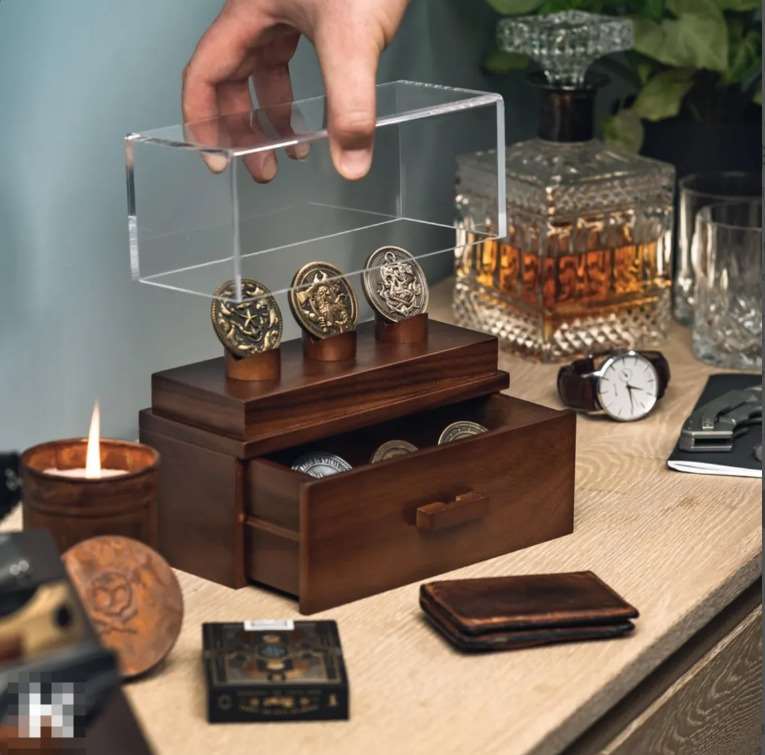 Where Craftsmanship Meets Military Honor in Coin Displays